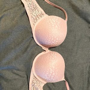 Victoria’s Secret PINK push up bra. 36c